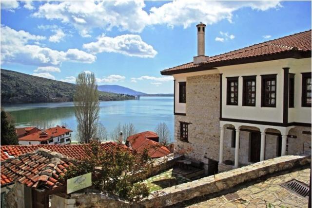 Vergoula'S Mansion Kastoria Bagian luar foto